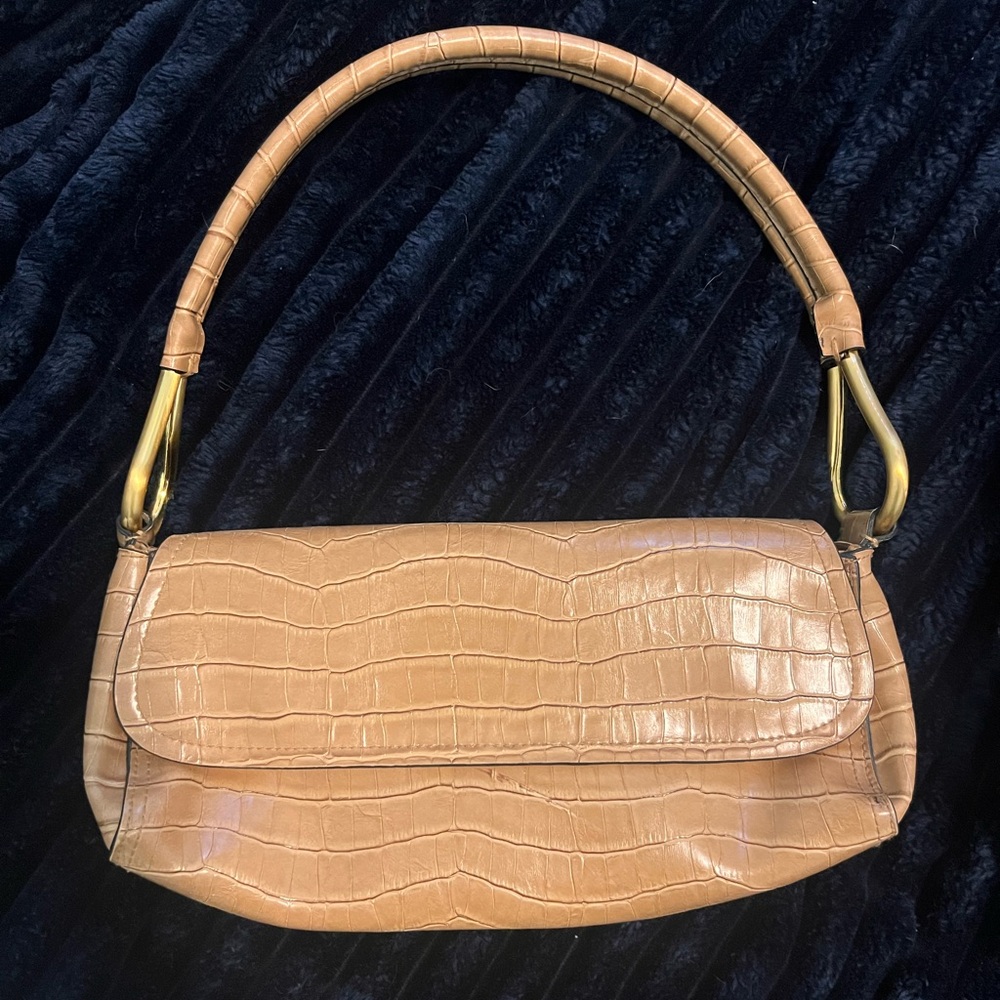 Tan purse 👜